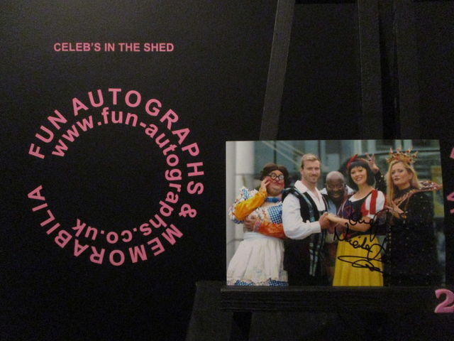 Nicole Faraday Authentic Autographed 6x4 Photograph (O2)