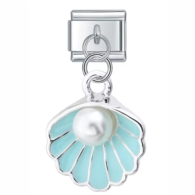 Charm Conchita Celeste con Perla 