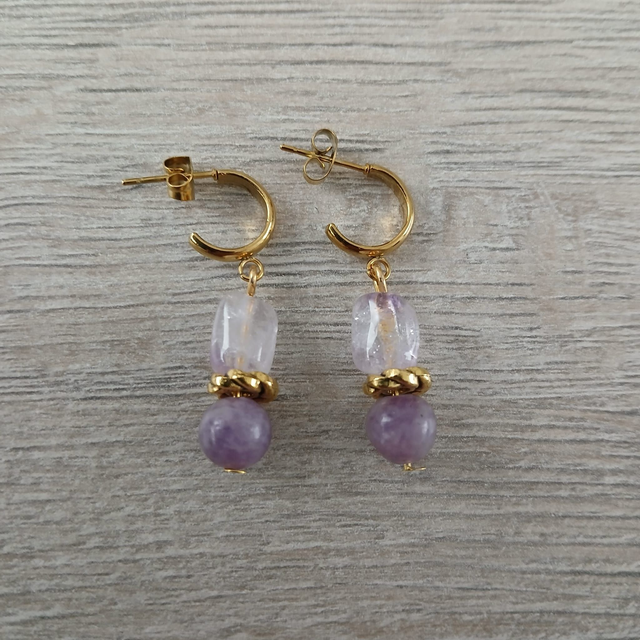 Oorbellen – Lepidoliet &amp; Ametrien (aan creool) – goudkleurig RVS (1.283)