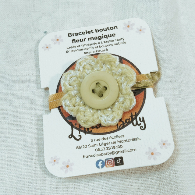 Bracelet Vert Noisette, Bouton Vert pastel, Fleur Anémone Vert et blanc paillettes