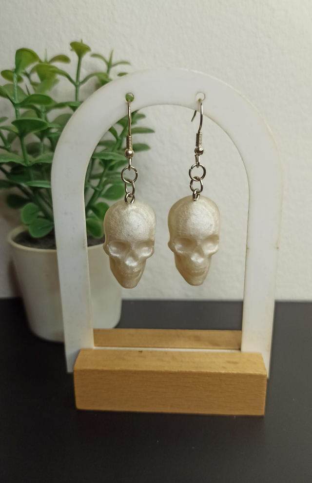 Boucle d&#039;oreille tête de mort (410)