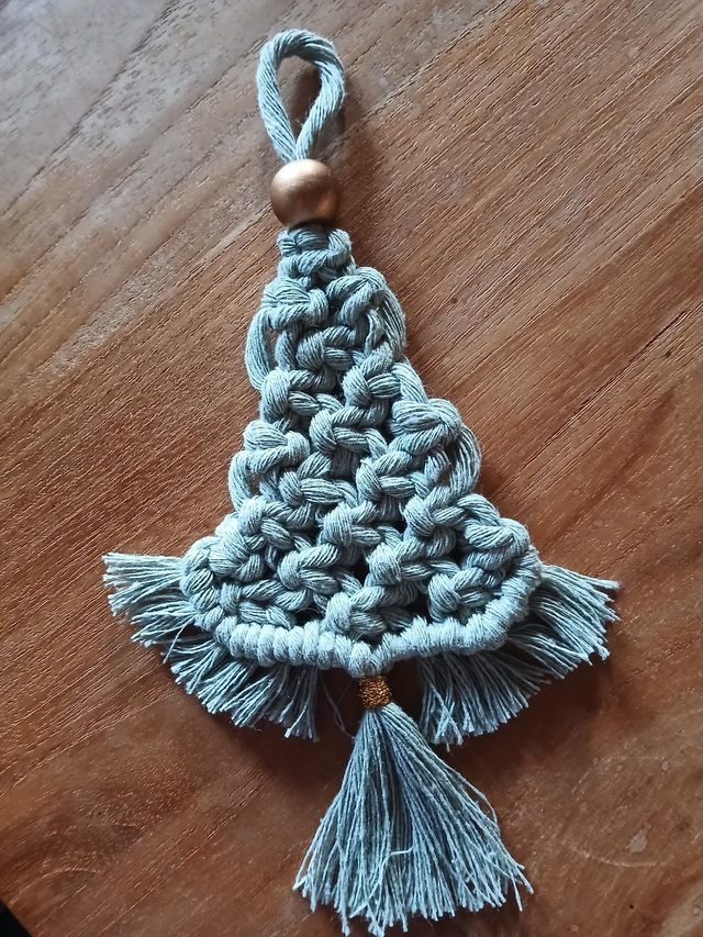 Sapin Noël en macramé – Esprit bohème et naturel