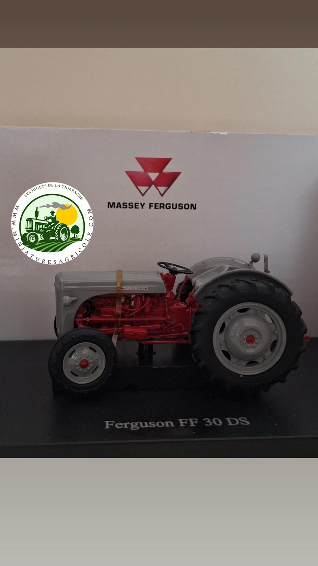 Massey Ferguson FF 30 DS

