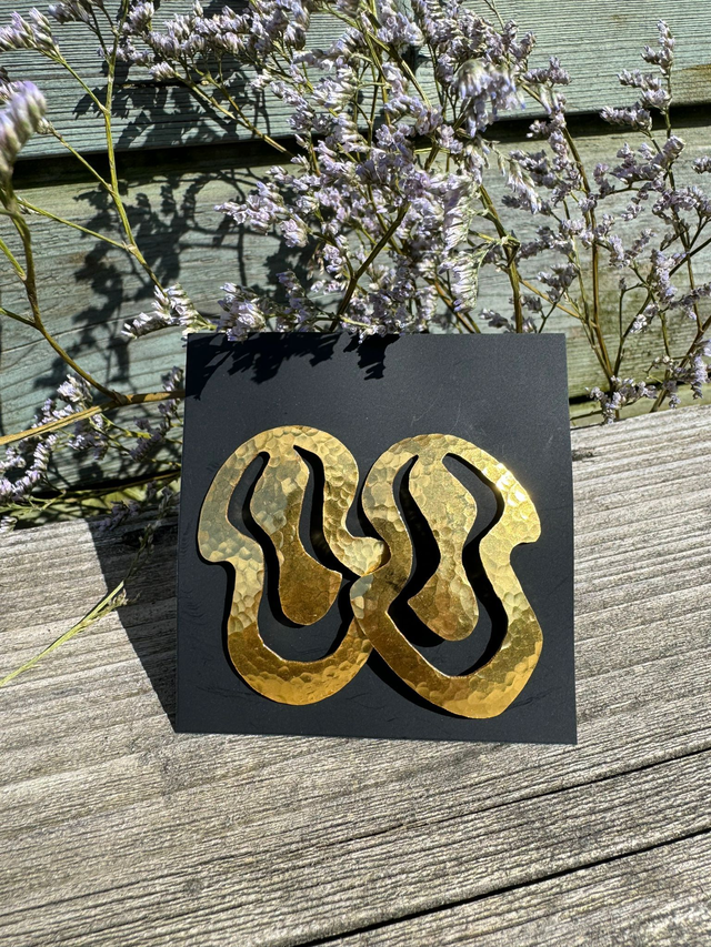 Large bold earrings - brass