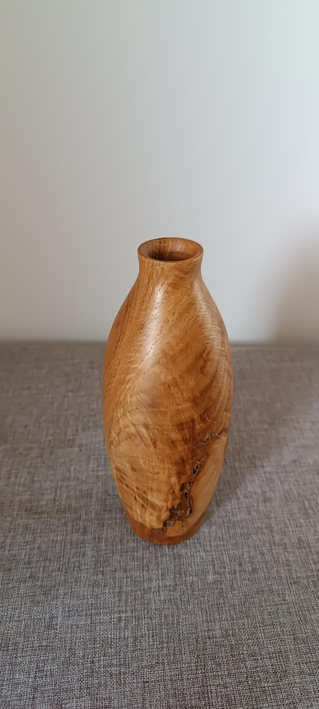 Vase en chêne