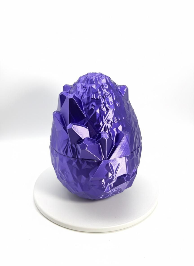 Mystery Egg: containing fidgets & articulated items