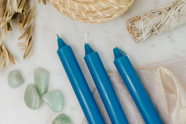 Bougie teintée masse bleue - Soutien, protection, procès