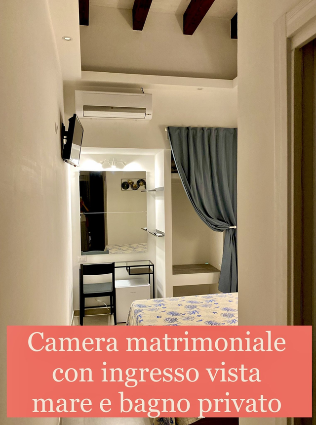 Totale Soggiorno in Camera Doppia ingresso SeaView, per 2 persone