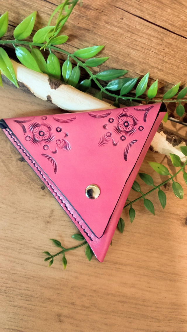 Porte-monnaie triangle rose
