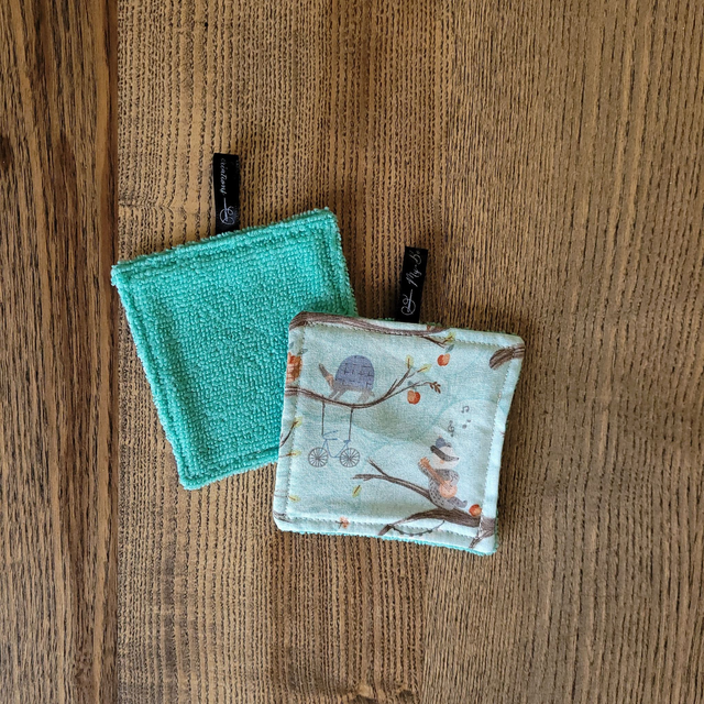 Coton lavable carré : Animaux dans les arbres vert-bleu