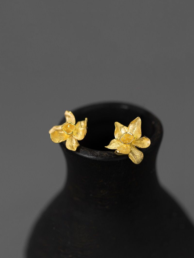 Daffodil Silver Earrings