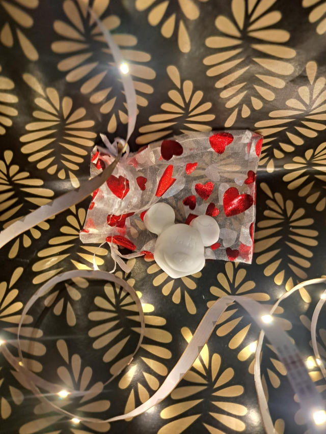 Savon tête de Mickey ( nouga blanc )