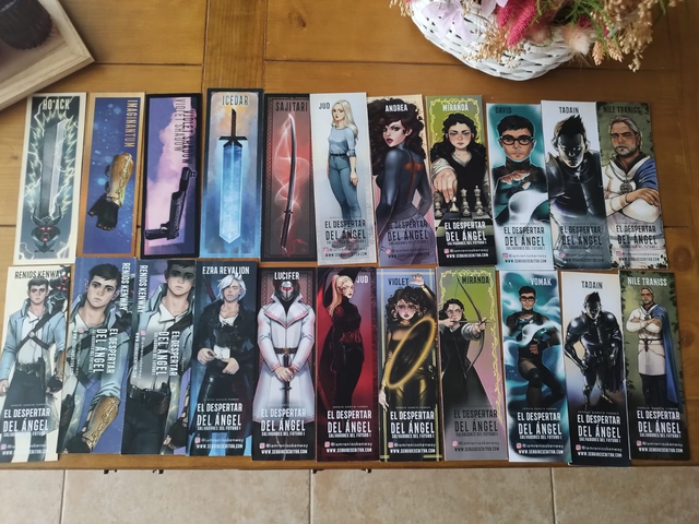 Marcapáginas Salvadores del Futuro