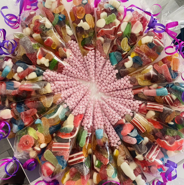 Sweet cones Purple and pink ribbon 