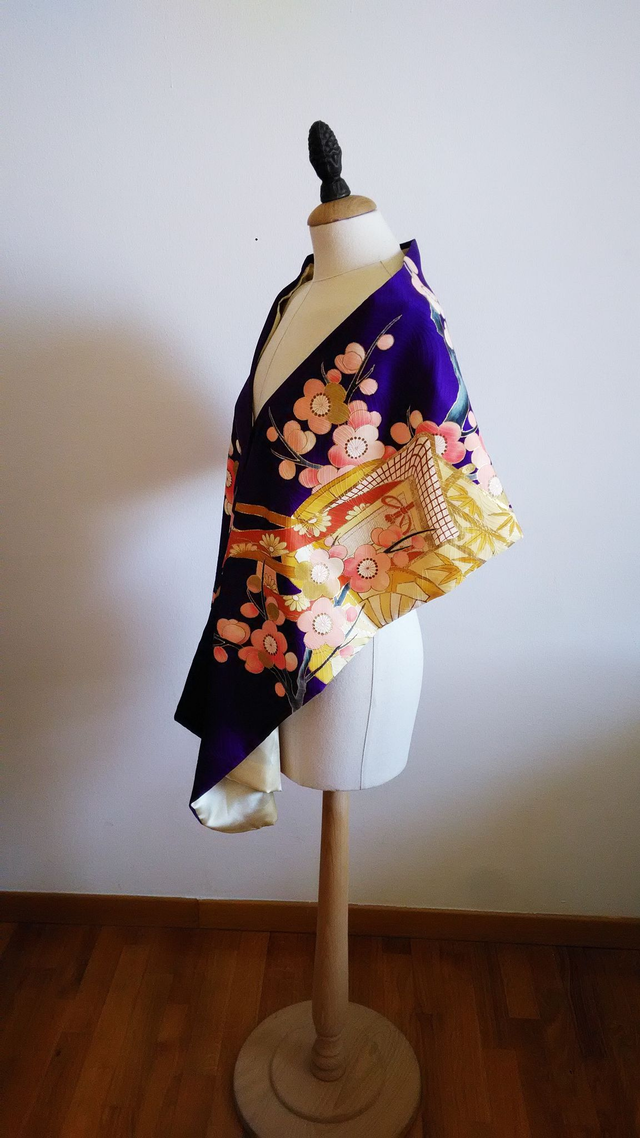 Violet Color, Court Carriage and Plum Flower Tree Pattern Silk Japanese Shawl, Silk Skirf, Wedding Shawl, Party Shawl