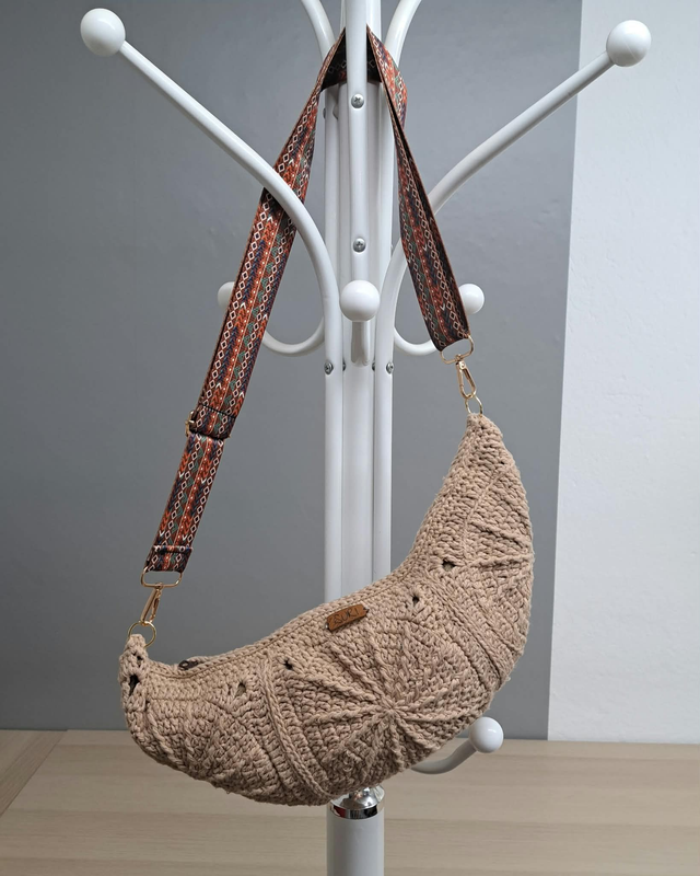 kvačkana crossbody torbica Luna
