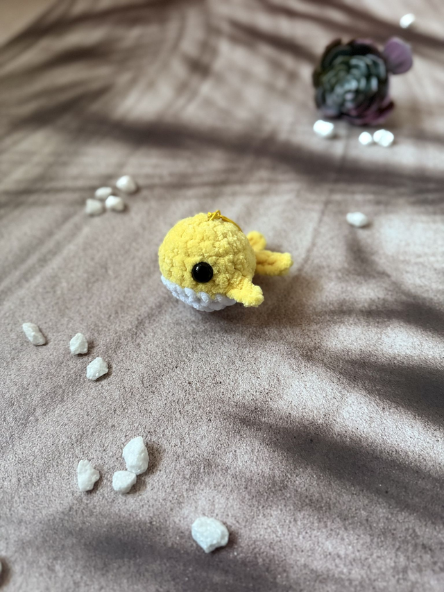 Porte-clés baleine jaune