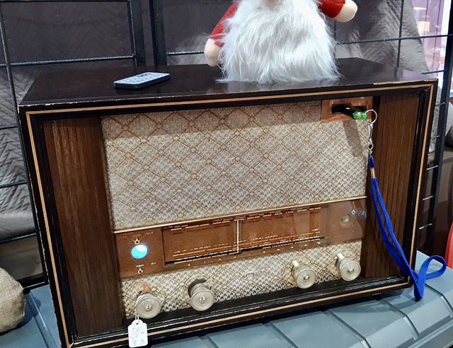 Poste de radio vintage Philips