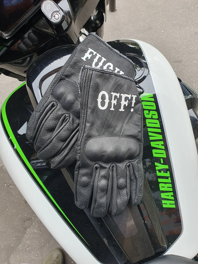 Gants FUCK OFF