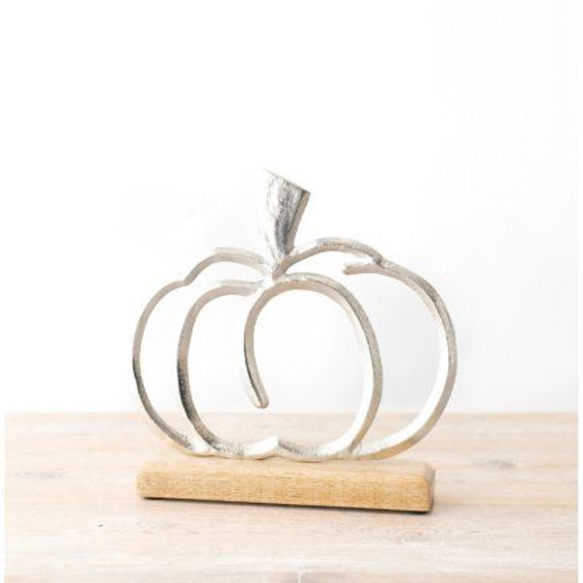 Aluminium Pumpkin Ornament on Wooden Base – Autumn &amp; Halloween Décor 18cm