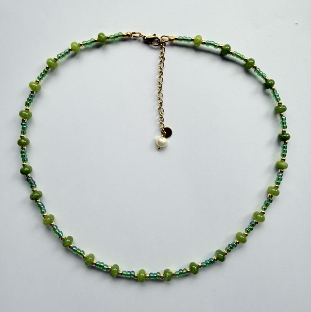IVY - Green Beaded Choker Style Necklace