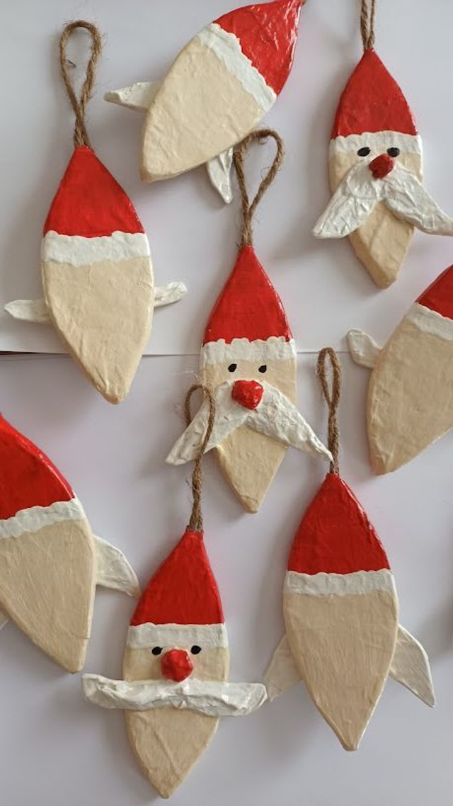 SUSPENSION TETE DU PERE NOEL, en papier mâché, fait main, décoration unique de Noël