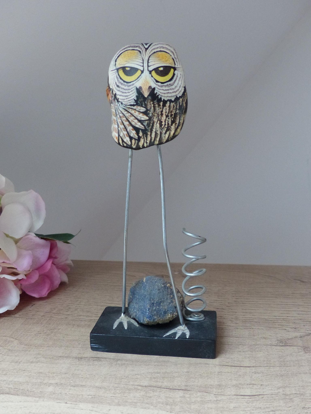 Porte stylo chouette galet peint à la main, porte stylo décoration bureau, porte stylo en pierre artisanat, oeuvre d'art sur galet, rentrée