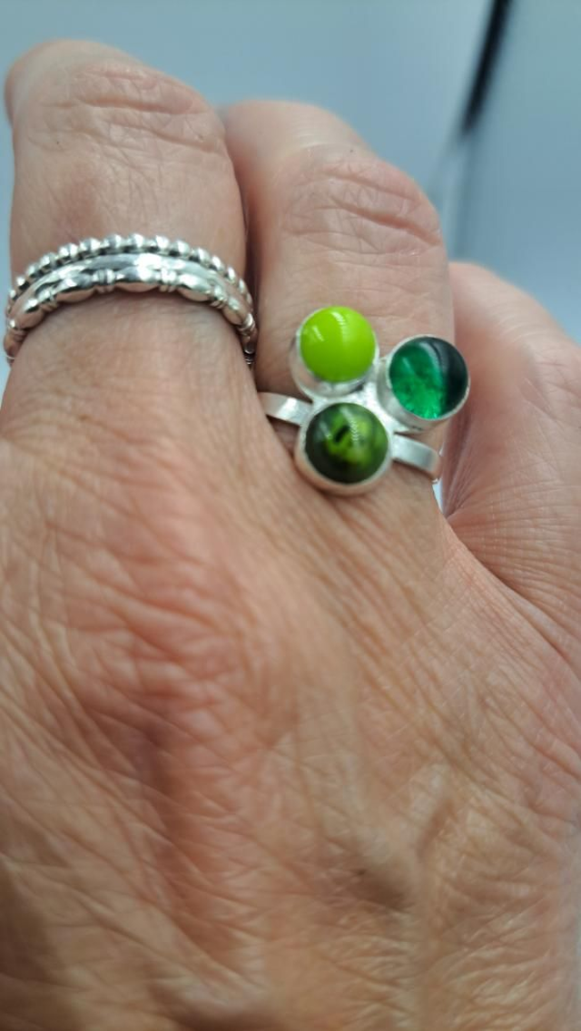 Triple green ring 