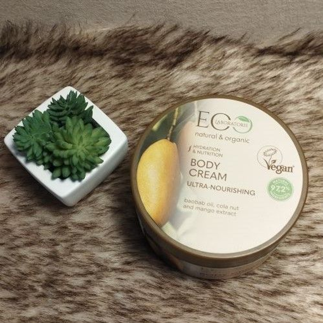 Crème pour le corps Ultra nourrissante.