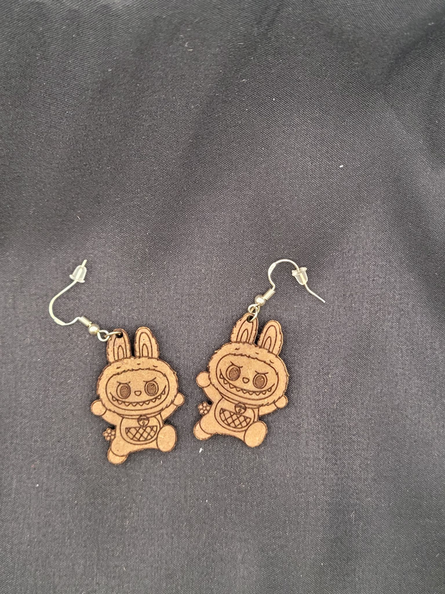 Boucles d'Oreilles Labubu