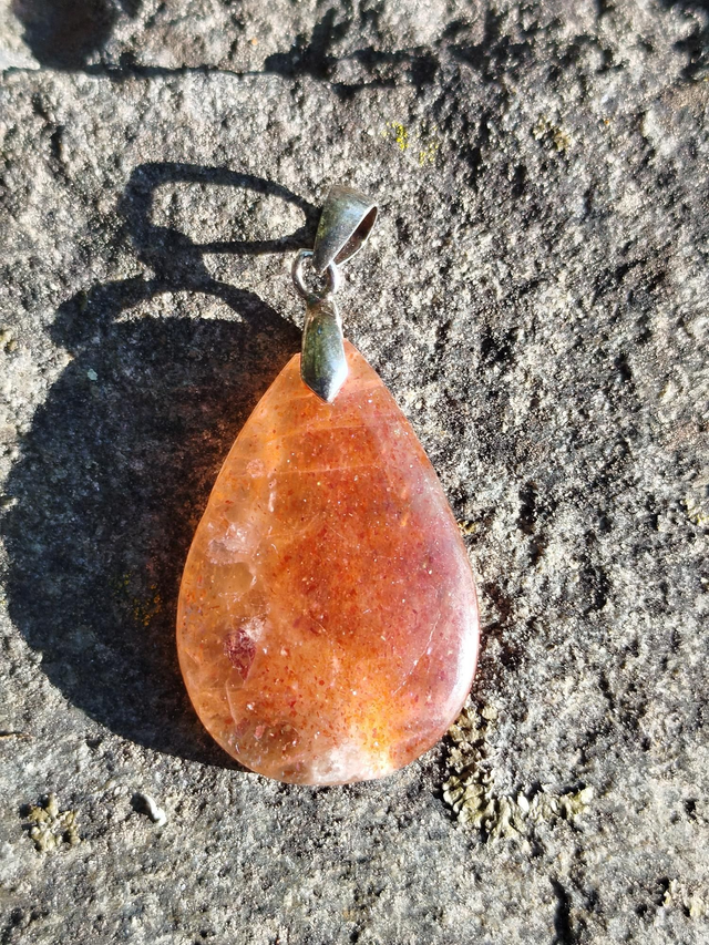 Pendentif Pierre de Soleil/Argent
