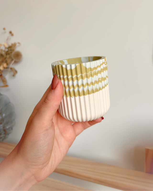 Pot / Cache-pot 