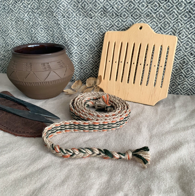 Galon au peigne tissé main