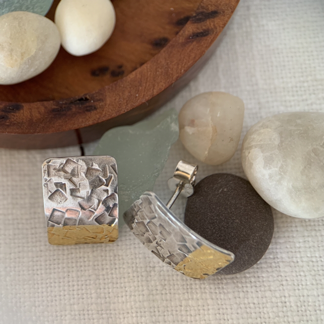 Keum boo rectangular stud earrings