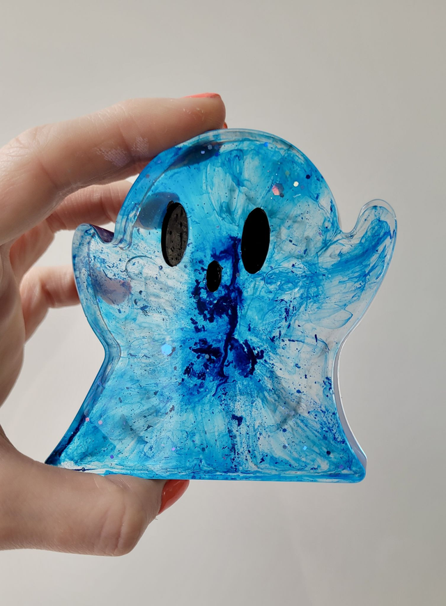 Ghost Ornament - Ripley - Clear &amp; Blue Swirl 