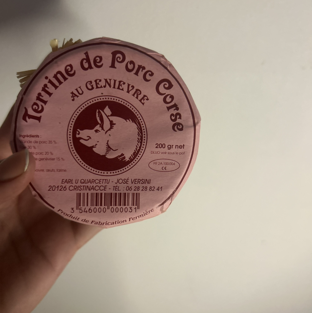 Terrine de porc au genièvre 