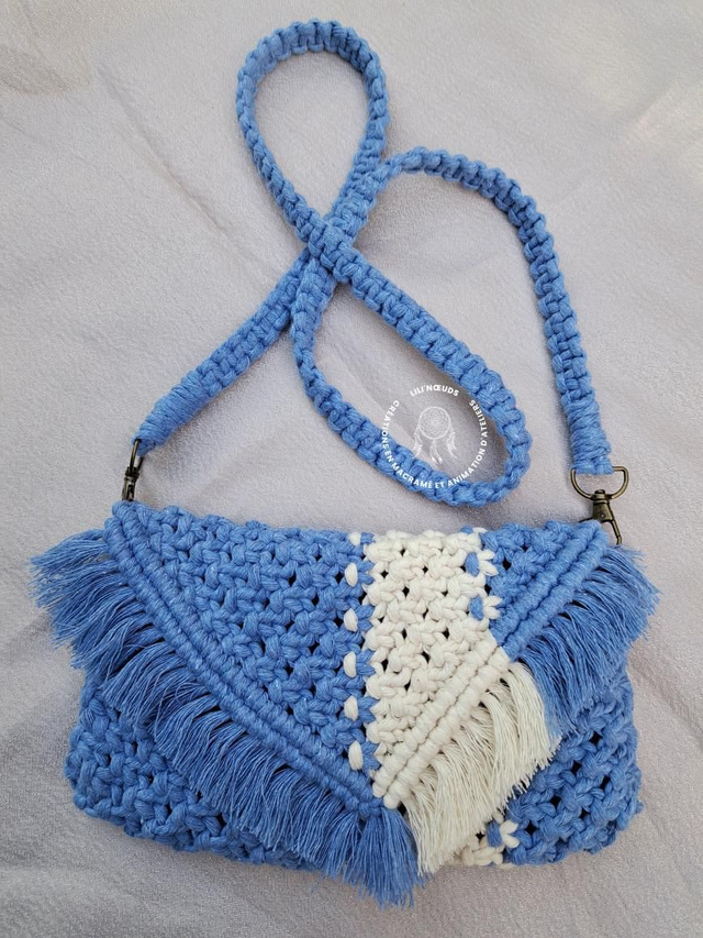 Pochette taille moyenne 