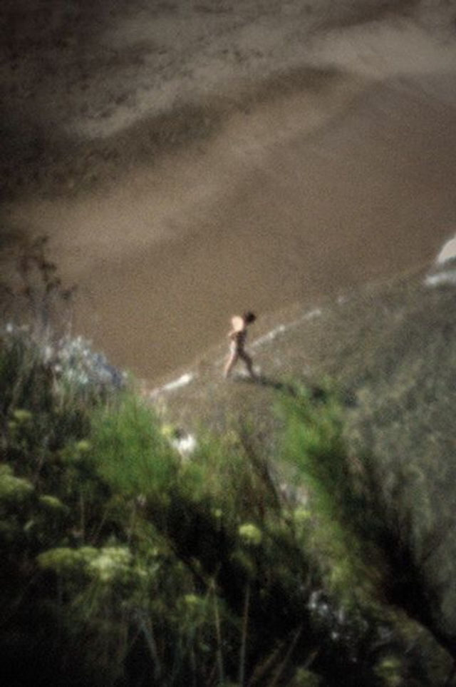 13# . Marche songeuse