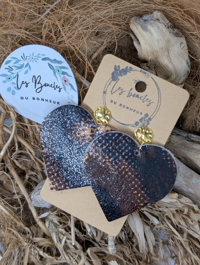 Boucles d&#039;oreilles Coeur ❤️  marron c2014