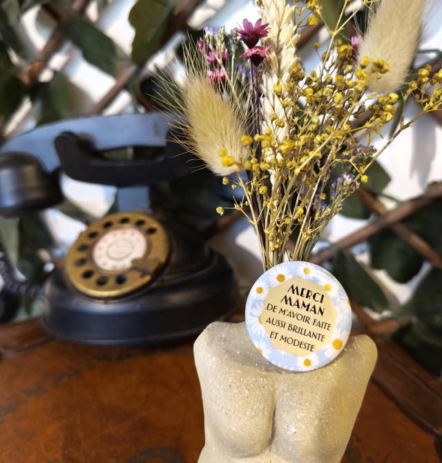 Badges &quot;Merci Maman...&quot;