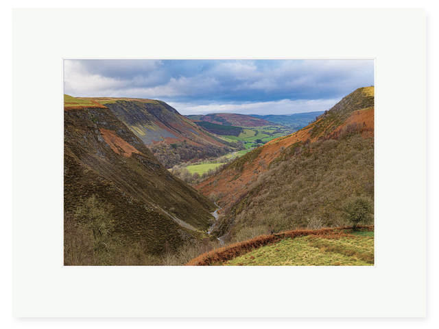 A2+ FRAMED PRINT 80X60cm