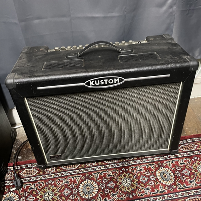 Kustom HV100 guitar combo amplifier
