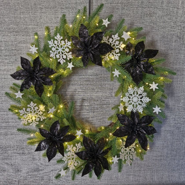 X-Large Artificial Christmas Wreath - Black and White with Lights