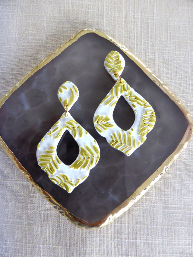 Boucles d'oreilles gouttes - Crème d'or