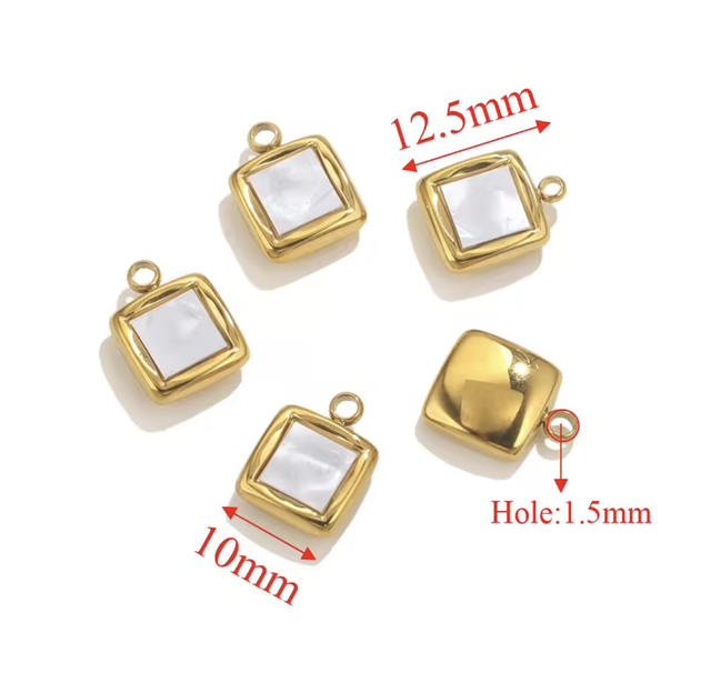 Charm quadrato effetto madreperla 