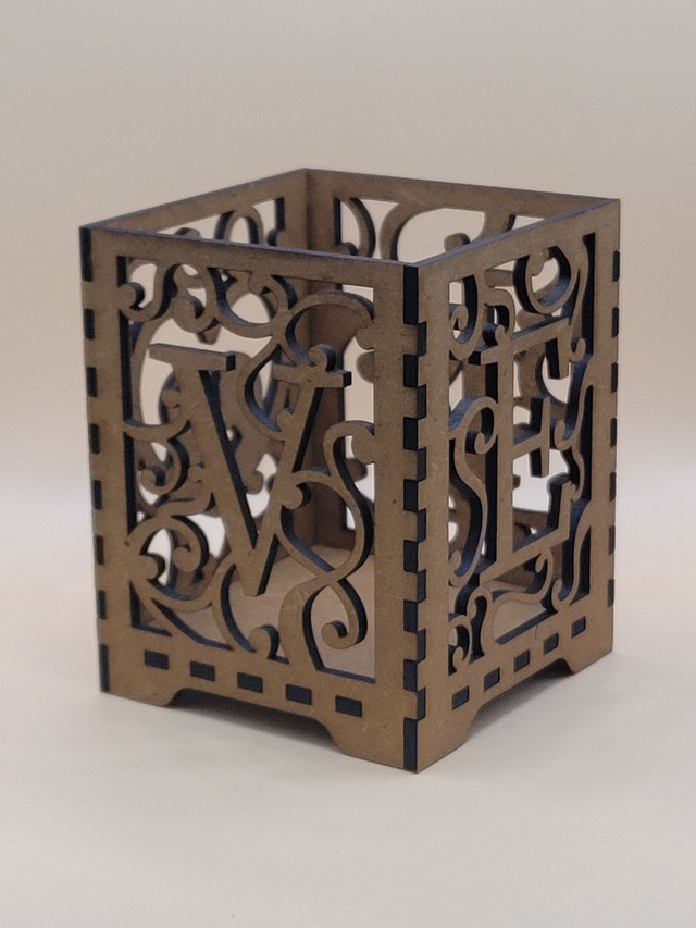 Boite Saint Valentin LOVE Ajouré