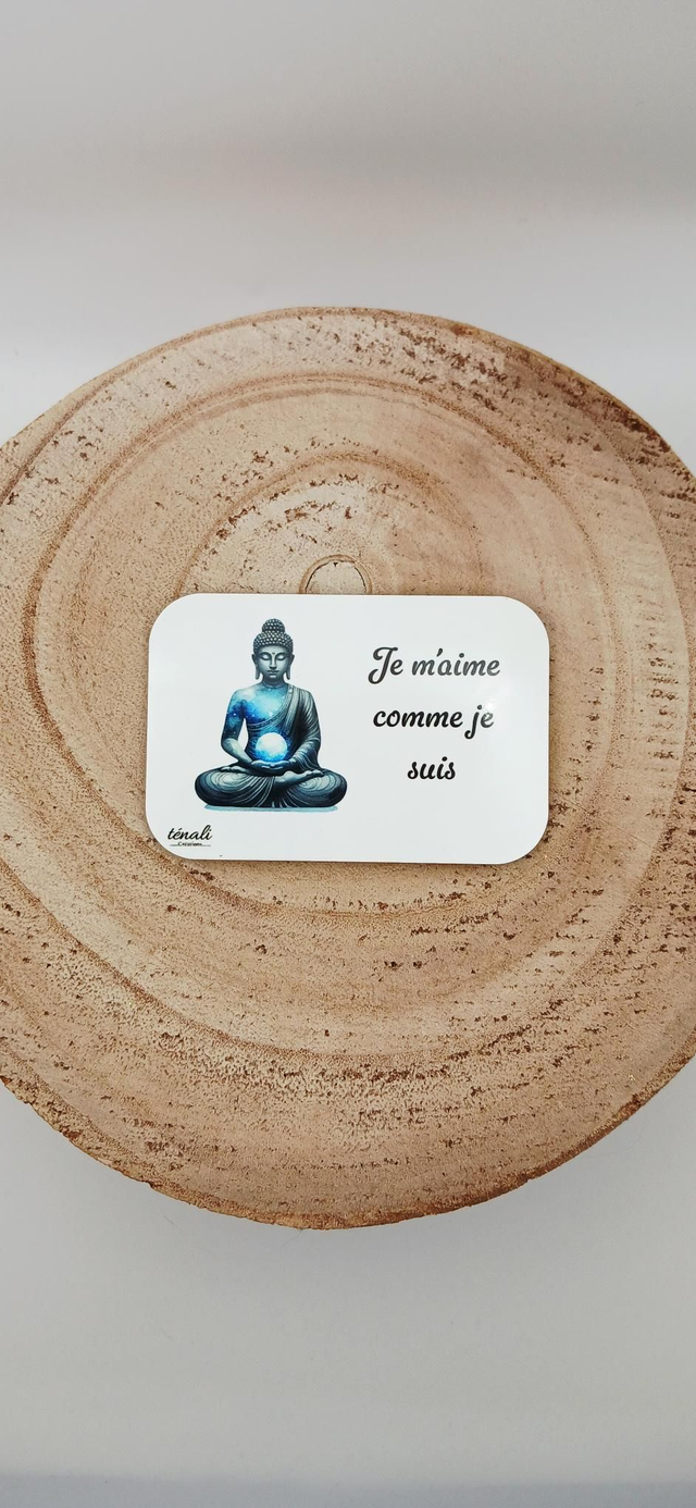 Magnet Bouddha avec phrase "Je m'aime comme je suis"