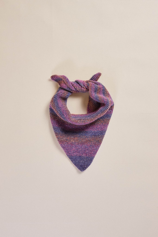 triangle châle changeant bleu 