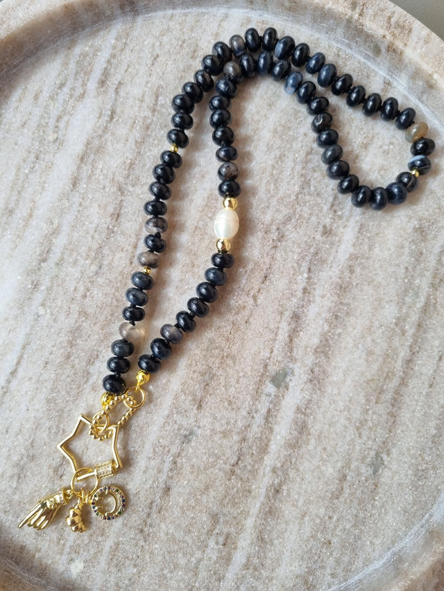 Black Opal Kette handgeknotet