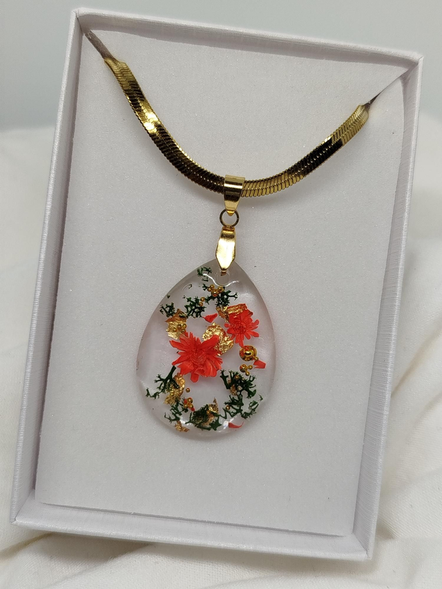 Collier pendentif Lou coloris rouge